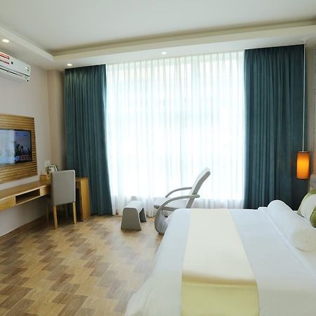 Thuy Sakura Hotel & Serviced Apartment Ho-Chi-Minh-Stadt Exterior foto