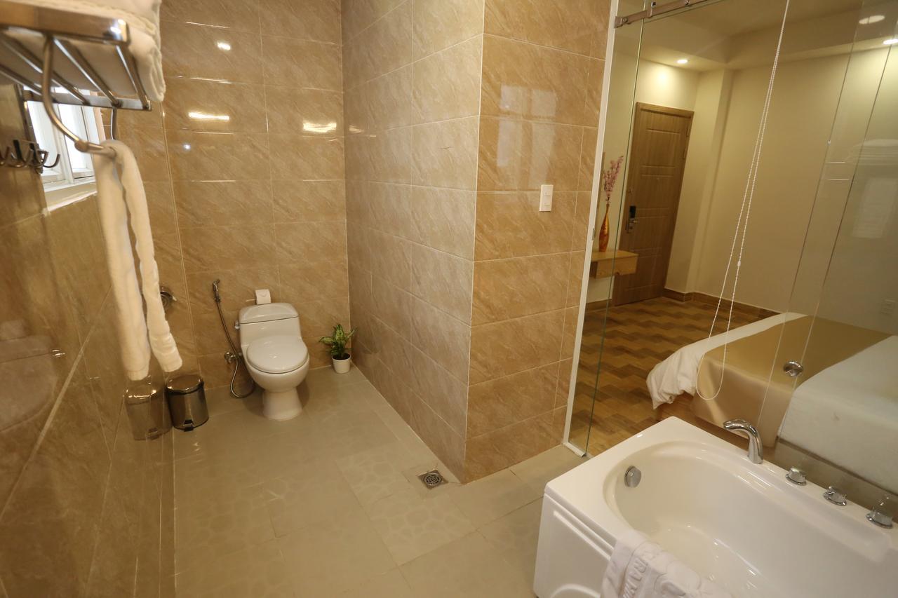 Thuy Sakura Hotel & Serviced Apartment Ho-Chi-Minh-Stadt Exterior foto