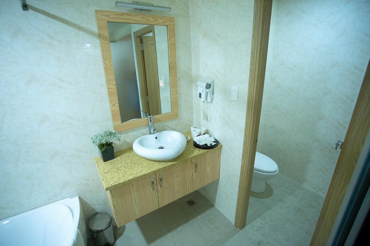 Thuy Sakura Hotel & Serviced Apartment Ho-Chi-Minh-Stadt Exterior foto