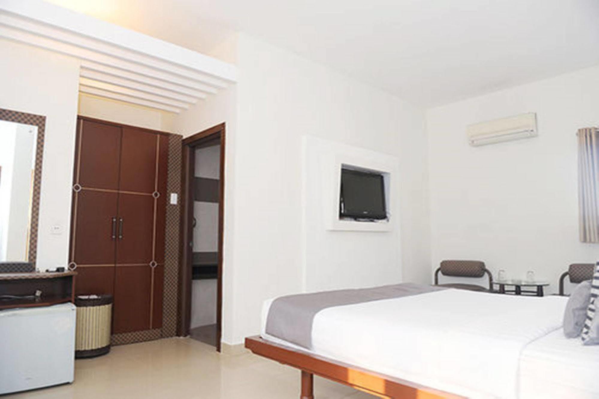 Thuy Sakura Hotel & Serviced Apartment Ho-Chi-Minh-Stadt Exterior foto