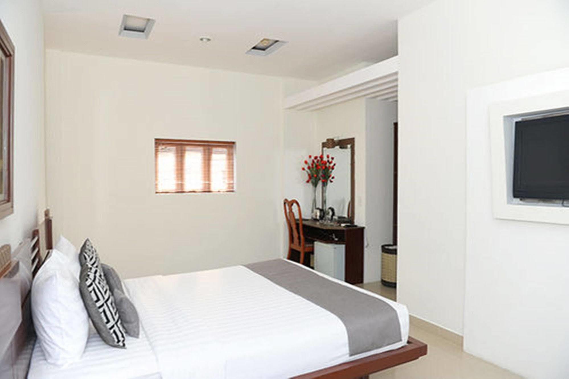 Thuy Sakura Hotel & Serviced Apartment Ho-Chi-Minh-Stadt Exterior foto